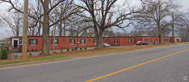 Primary Photo - Heritage Oaks Assisted Living