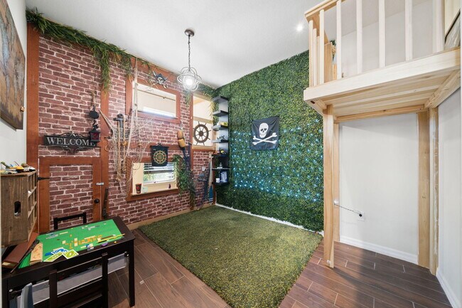 Building Photo - 1512 Bursera Ter