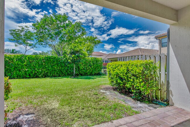 Building Photo - 4535 Gulf Sounds Ln