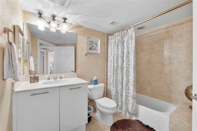 Building Photo - 2001 N Ocean Blvd