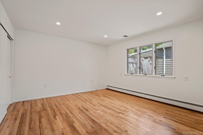 Building Photo - 17 Edgar Ct