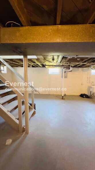 Building Photo - 4488 Maryland St