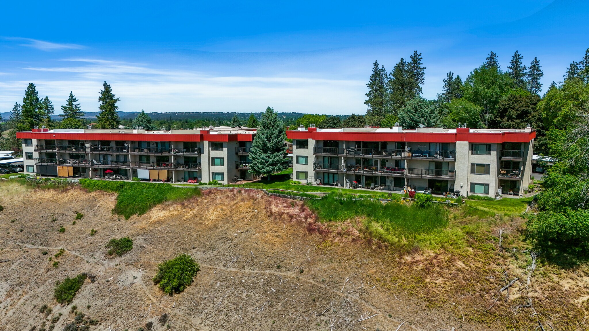 Building Photo - 162 S Coeur Dalene St