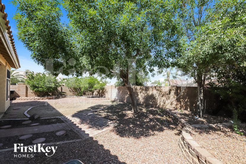 Building Photo - 11554 W Mule Deer Ct