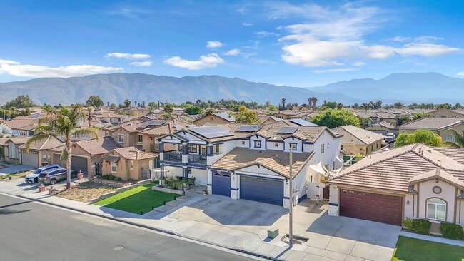 Building Photo - 469 Partridge Ln