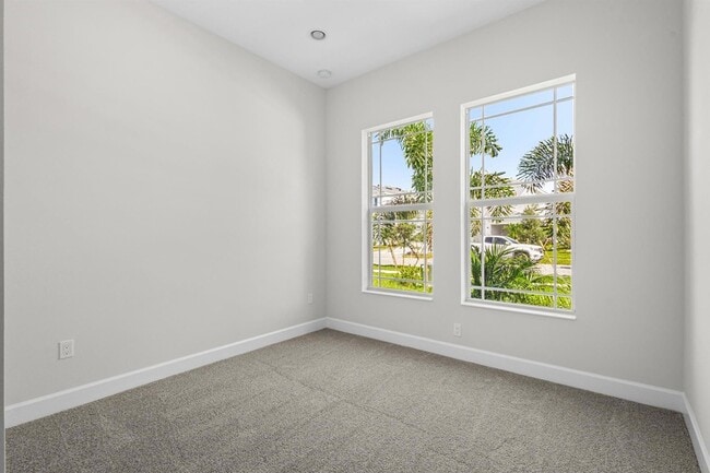 Building Photo - 14200 Lacebark