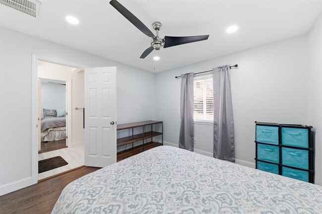 Building Photo - 9003 Tami Renee Ln