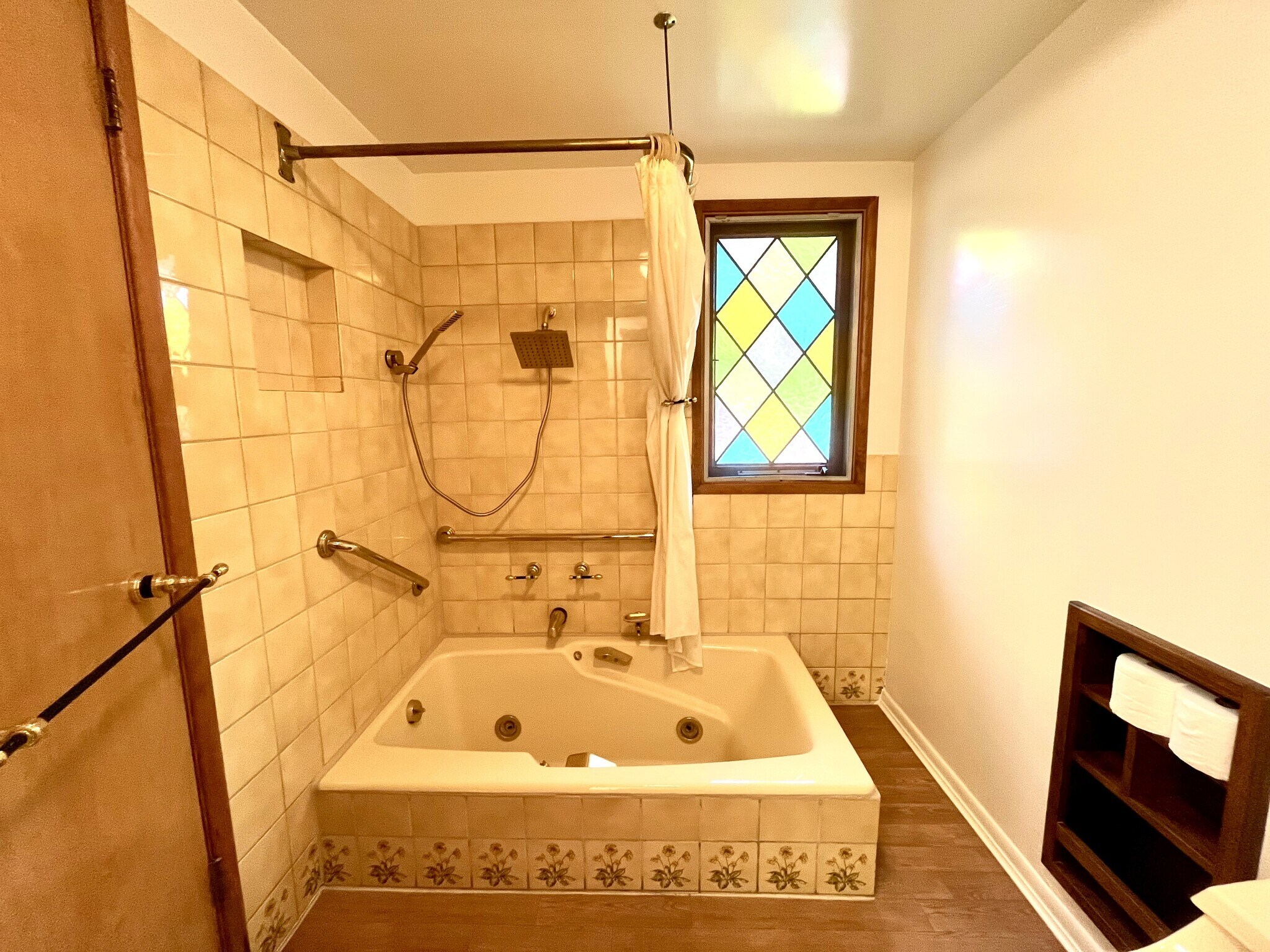 Building Photo - 2548 Via Carrillo