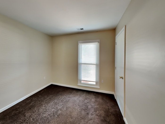 Building Photo - 6900 Duncroft Ln