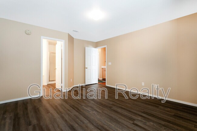 Building Photo - 4504 W Lake Mead Blvd