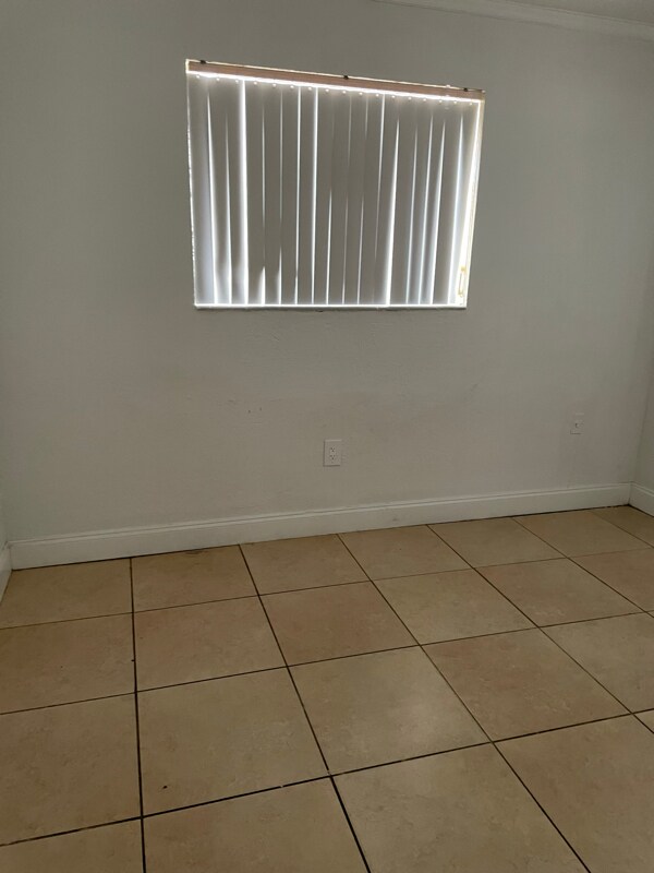 Building Photo - 11227-11229 SW 5th Terrace