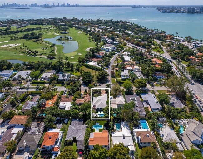 Building Photo - 6145 La Gorce Dr