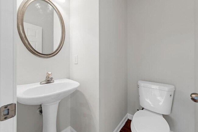 Building Photo - 3476 Harvest Ridge Ln NE