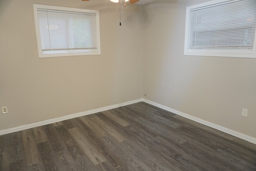 Building Photo - 5549 Force Rd