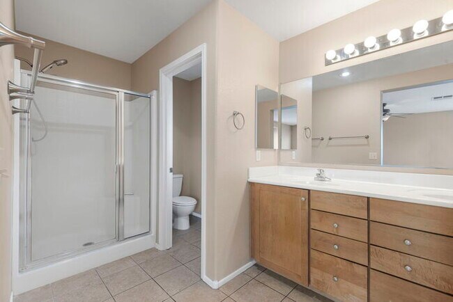 Building Photo - 3828 E Jasper Dr