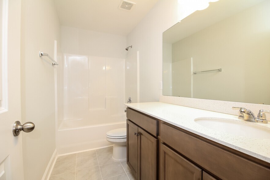 Building Photo - 116 Renwood Rd