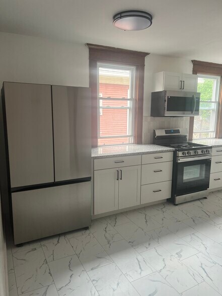 Building Photo - 426 W Delavan Ave