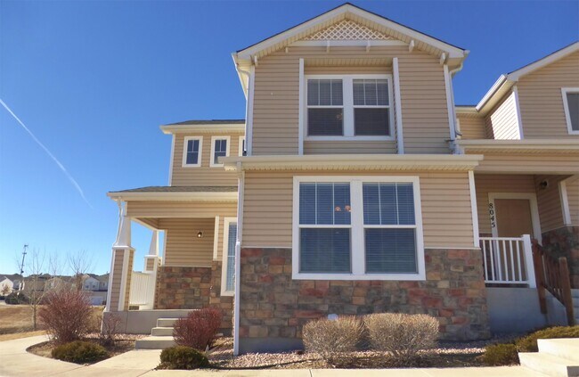 Building Photo - 8051 Elk River View