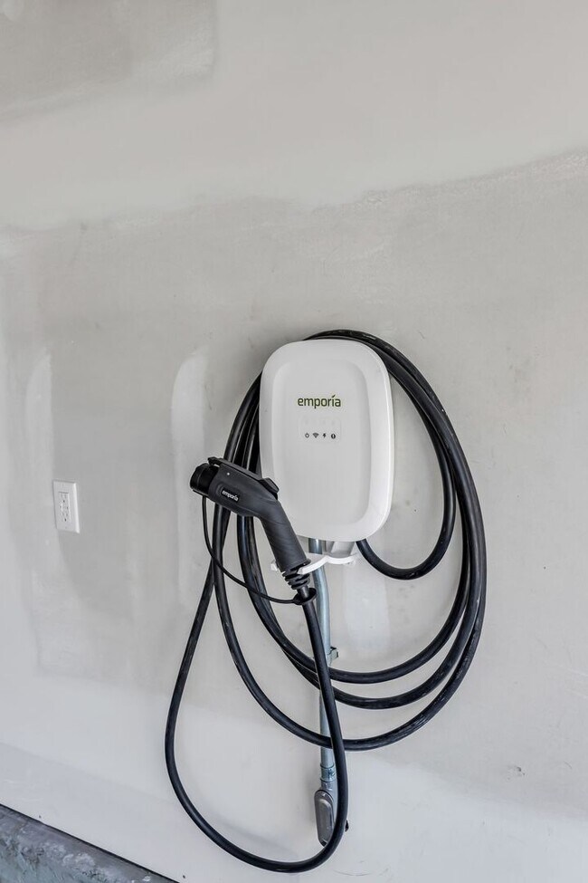 Building Photo - Beautiful Home in Hamlet at Carothers Cros...