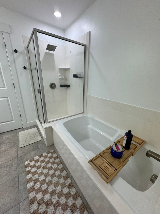 Building Photo - Beautiful Herriman Home for rent!