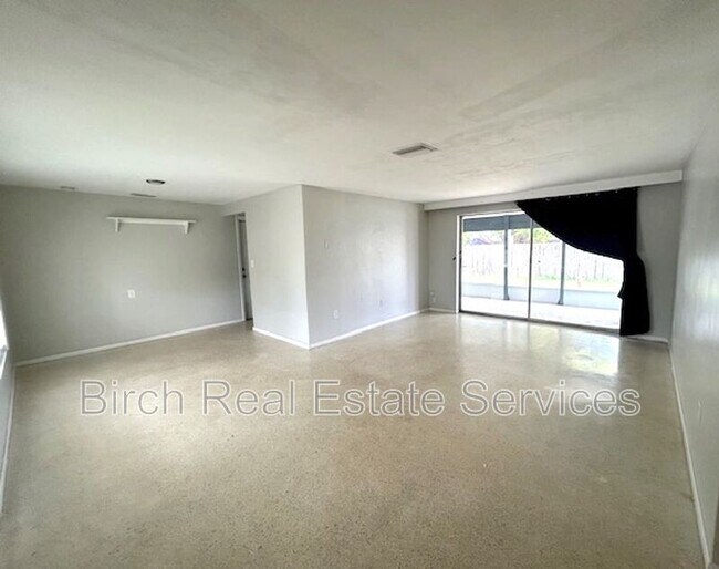 Building Photo - 3319 Williamsburg Loop