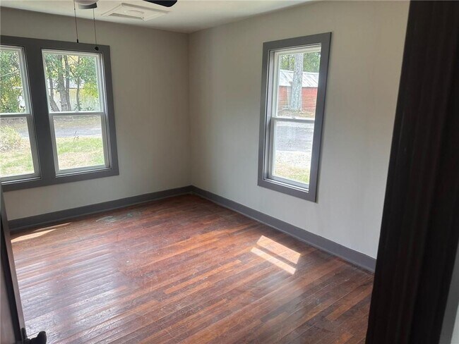 Building Photo - 11100 Cumming Hwy