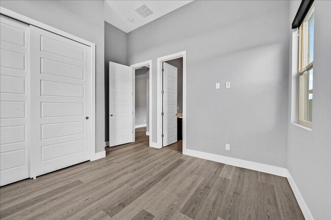Building Photo - Summerlin West Single-Story 4 Bedroom 4.5 Bathroom Home!