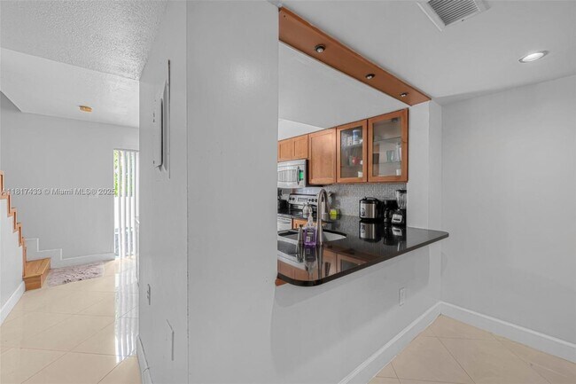 Building Photo - 8240 SW 149th Ct