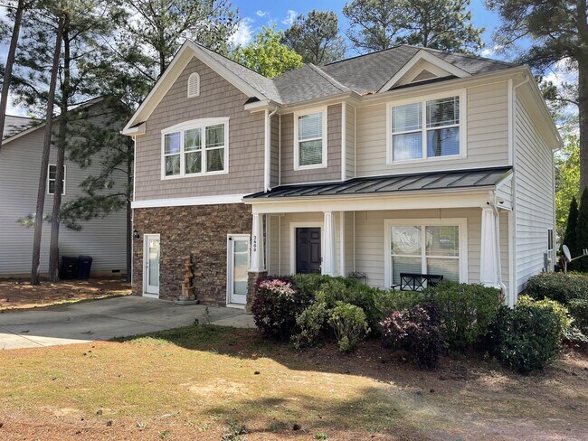 Primary Photo - 2600 Taton Ct