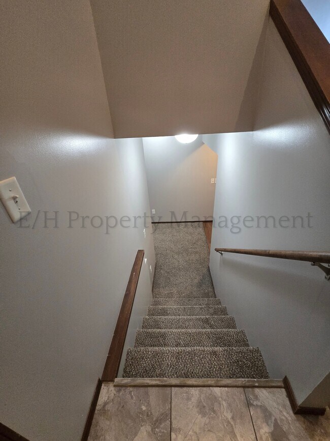 Building Photo - 5917 Millsboro St