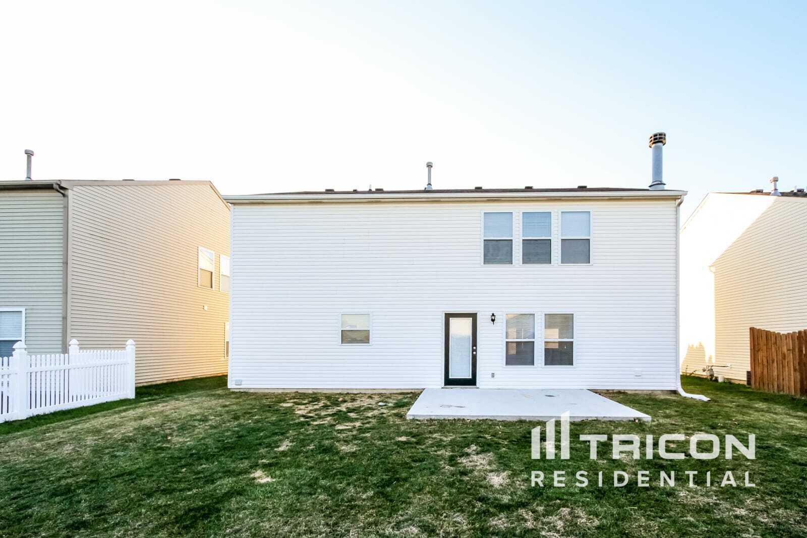 Building Photo - 8731 Ogden Dunes Dr