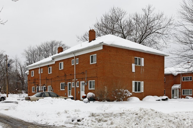 Building Photo - Miles Landing Townhomes