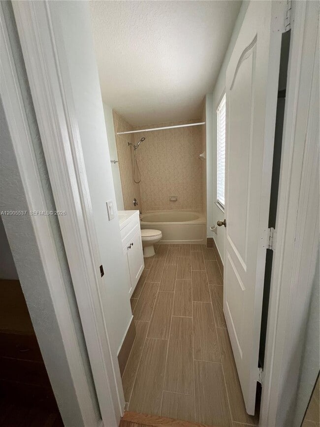 Building Photo - 4455 SW 160th Ave