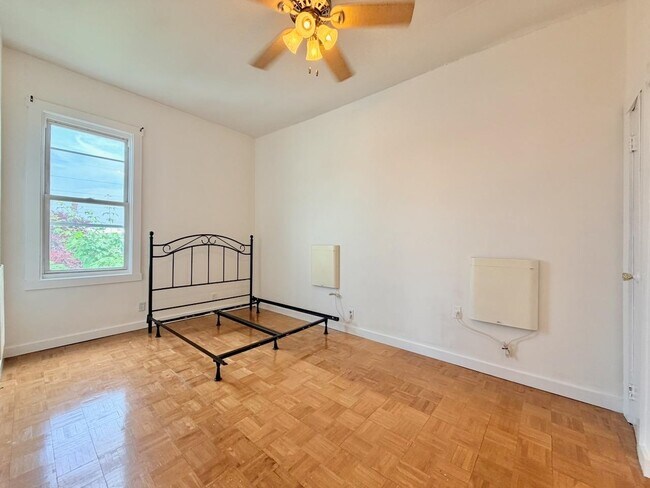 Building Photo - 514 Monastery Pl