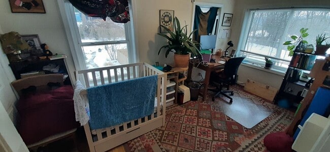 Building Photo - 121 Columbia St