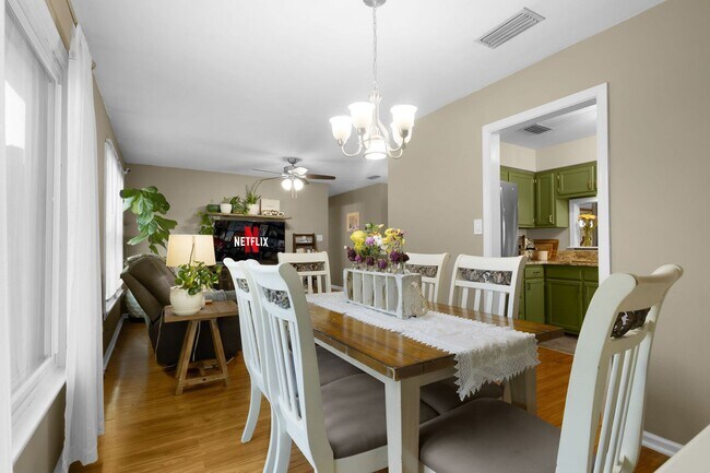 Building Photo - 3 Bed 2 Bath for Rent in Virginia Beach