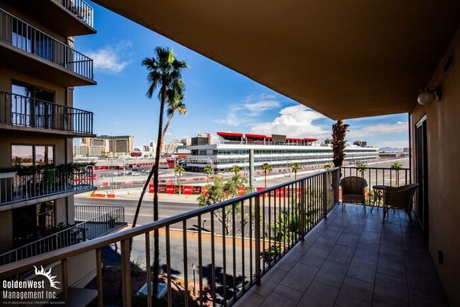 Building Photo - High end upgraded 2Bdm 2Ba Condo minutes f...