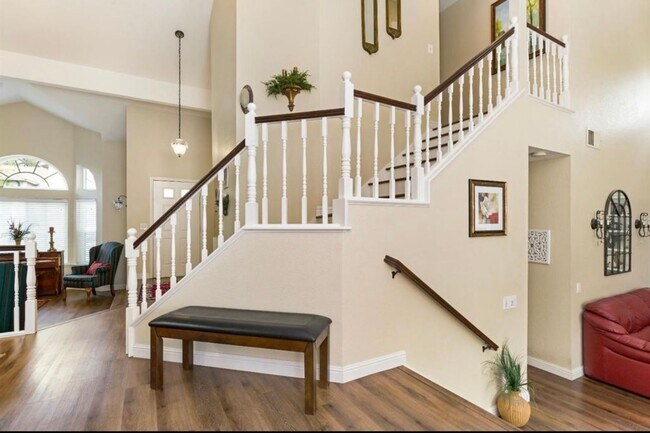 Building Photo - Beautiful Antelope Home with Private Pool | Available July 1st | $3,350/mo