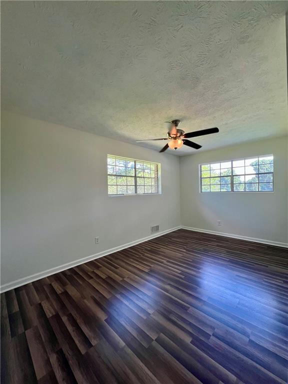 Building Photo - 6695 Courtney Dr