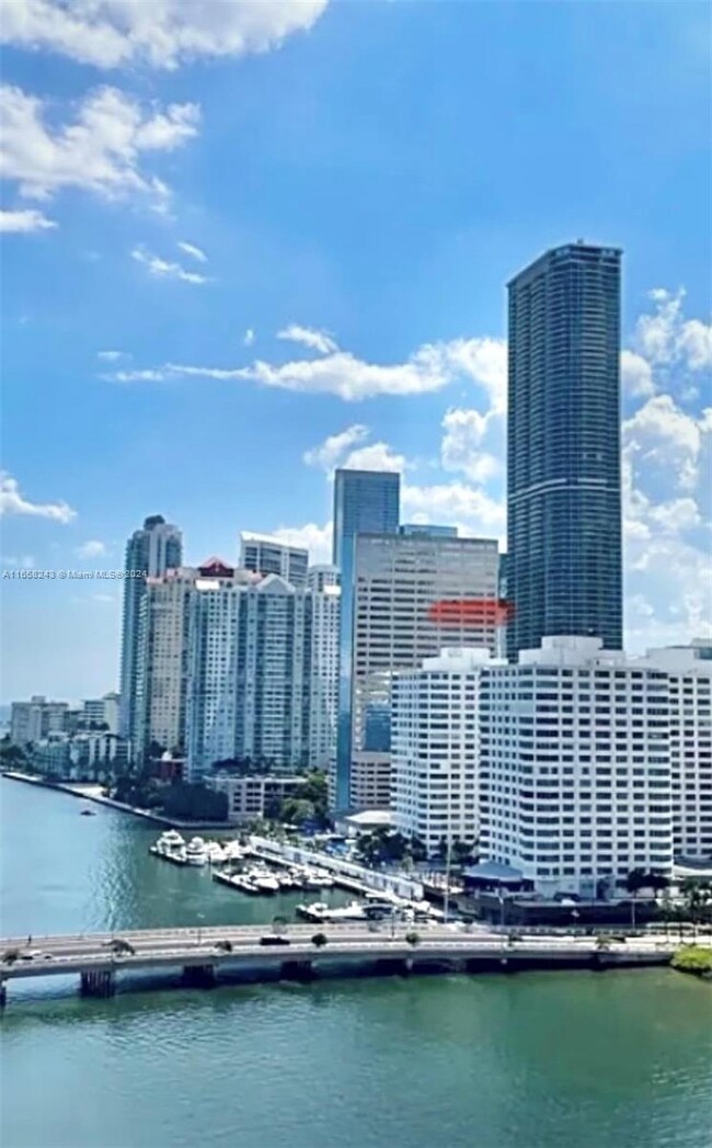 Building Photo - 701 Brickell Key Blvd