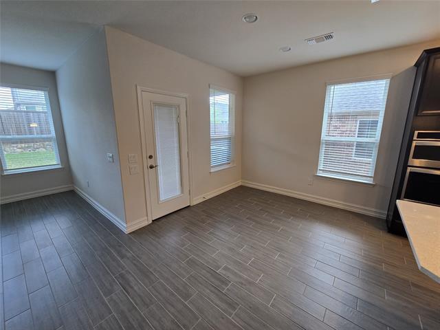 Building Photo - 2724 Southampton Dr