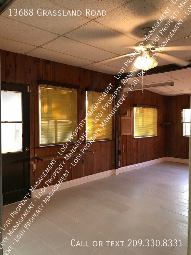 Building Photo - 13688 Grassland Rd
