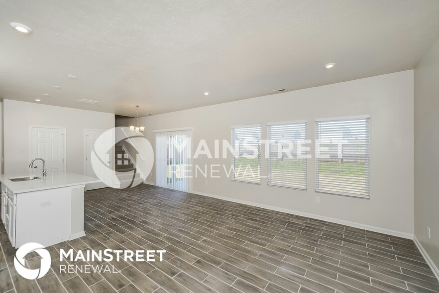 Building Photo - 120 Wedgewood Ct