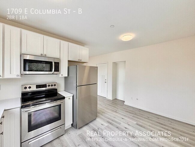 Building Photo - 1709 E Columbia St