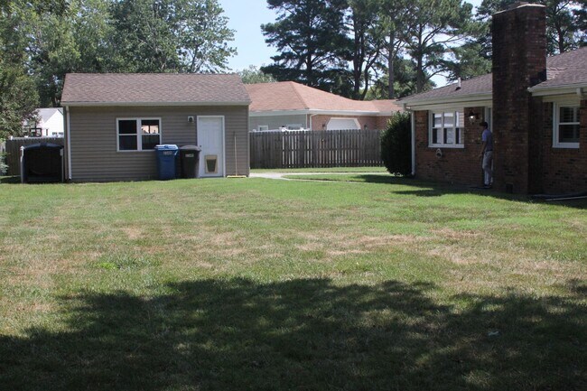 Building Photo - Beautiful Single Family Home in Great Neck Estates