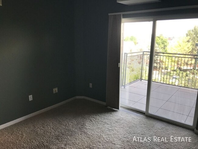 Building Photo - 15475 E Andrews Dr