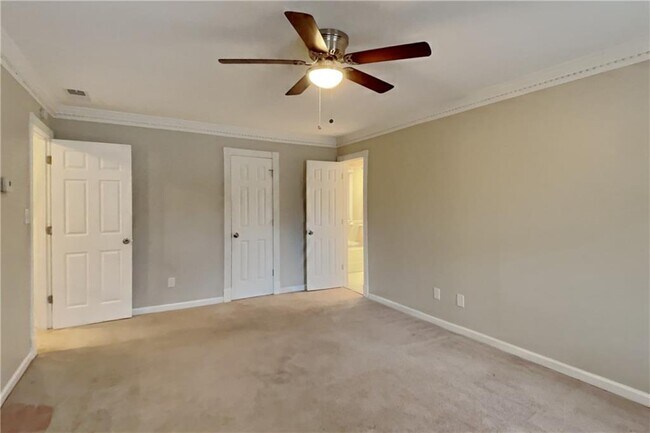 Building Photo - 2052 Sumter Ct