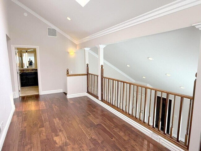Building Photo - Highly upgraded ! Two Story Home With Prim...
