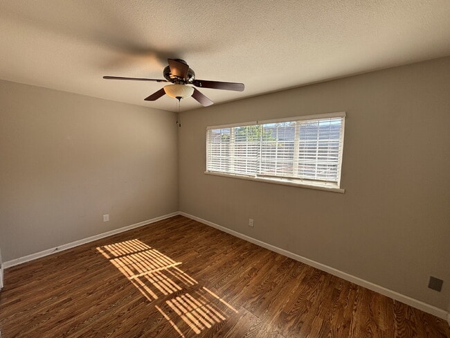 Building Photo - "Charming 3-Bed Concord Gem with Granite C...