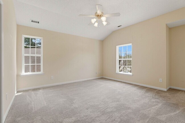 Building Photo - Updated 4BR Home in Timberlane with Fenced Yard and Stone Patio